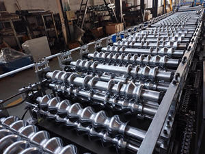 Máy tạo hình cuộn tự động ngói kim loại hai lớp phủ kính điều khiển PLC, độ an toàn cao, khuyến mãi nóng, kích thước tùy chỉnh - Product Image 4