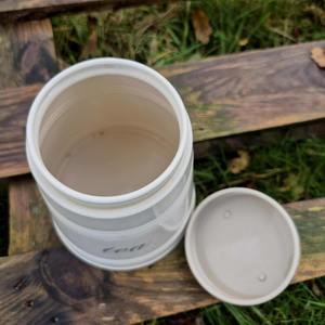 Conteneur de stockage alimentaire en métal, cylindre avec couvercle hermétique, compatible lave-vaisselle, design moderne minimaliste, cuisine, camping, fraîcheur - Product Image 5