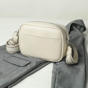 Sac à bandoulière pour femme en cuir PU imperméable, sac à main mini à bandoulière unique pour les voyages quotidiens - Product Image 2