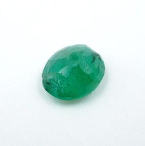 HAYAAT GEMS Esmeralda de Zambia de 1.50ct, Corte Ovalado Facetado, Color Marrón, 8.5x7x4mm, para Joyería - Product Image 2