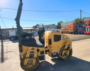 Meilleure offre pour un rouleau compresseur vibrant tandem à double tambour de 2,5 tonnes, modèle DD25B 2018, pour la construction - Product Image 1