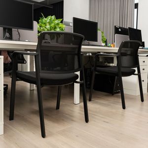 Juego de 2 Sillas Apilables con Asiento Acolchado para Salas de Recepción y Salas de Espera - Product Image 2