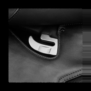 Silla de Montar Profesional de Cuero Ecuestre para Todo Uso, Diseñada para Comodidad, Control y Rendimiento Durante el Entrenamiento y la Competencia - Product Image 3