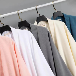 Peignoir de luxe en coton 100% pour hôtel, qualité supérieure, en tissu éponge doux et absorbant, robe de chambre unisexe, article premium - Product Image 5