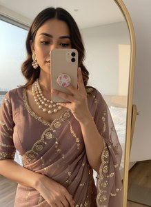 Sari de créateur Rich Look en mousseline avec broderie dorée Lehariya, bordure premium en sequins, sari classique Lehariya pour soirée - Product Image 5