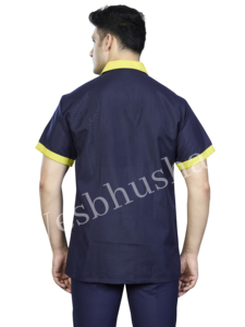 เสื้อเชิ้ตยูนิฟอร์มทำงานสีน้ำเงินกรมท่าสำหรับผู้ชาย แต่งขอบสีเหลือง ผ้าฝ้ายระบายอากาศได้ดี แขนสั้น เสื้อผ้าแฟชั่นสำหรับทำงาน - Product Image 3