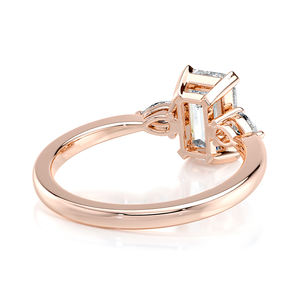 Anillo de Compromiso de Tres Piedras con Diamante Cultivado en Laboratorio con Corte Esmeralda, 1.70 CTW, Oro Sólido de 14K, Chapado en Rodio, Certificado IGI, Lujoso Anillo de Boda - Product Image 2