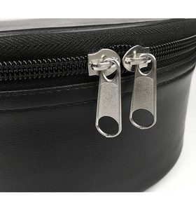 กล่องใส่หมวกทรงสก็อตติชไรต์สำหรับนายพลอัศวินแห่งราชสำนัก  ทำจากหนังเทียมสีแดง คุณภาพสูง ขายส่ง - Product Image 4