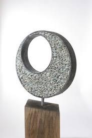 Sculpture de tulipe en pierre, fontaine de jardin extérieure, design contemporain, décoration de cour durable - Product Image 3