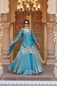 KURTI LAHENGA DUPATTA FANDY, Traje de Fiesta Vintage con Bordado de Hilo de Seda, Lentejuelas y Perlas, de Corte Regular y Largo hasta el Suelo - Product Image 2