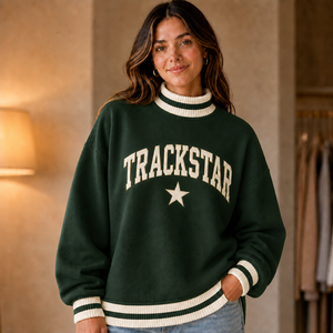 เสื้อสเวตเชิ้ตคอเต่าสีเขียวป่า แบรนด์ Trackstar สำหรับผู้หญิง ลายดาวสีงาช้าง พร้อมโลโก้สั่งทำ ป้ายยี่ห้อส่วนตัว ขายส่ง - Product Image 1
