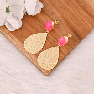 Pendientes de Latón con Calcedonia Fucsia, Estilo Vintage, Joyería Hecha a Mano para Mujer - Product Image 4