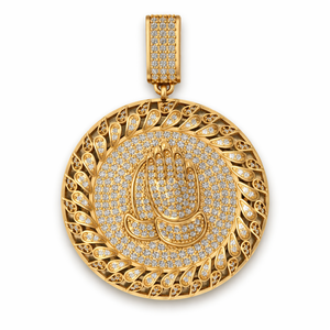 Colgante de Plata 925 Bañado en Oro con Diseño Personalizado Cristiano Hip Hop, Medallón de Ángel con Manos en Oración, Círculo y Diamantes de Moissanita, Estilo Trendy - Product Image 1