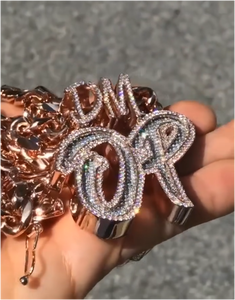 Pendentif personnalisé avec initiales, entièrement serti de diamants Moissanite VVS D S925, chaîne en or plaqué avec logo, pour hommes et femmes - Product Image 4