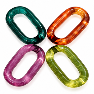 Chaîne décorative géométrique suspendue en résine imperméable, faite à la main, moderne, colorée, à maillons entrelacés, ornement de décoration intérieure haut de gamme - Product Image 1