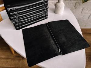 Porta Menús Delgado de Cuero Genuino Hecho a Mano de Lujo, Resistente al Agua, Ligero y Moderno para Cafetería, Marca LMC-0224, Venta al Por Mayor - Product Image 5