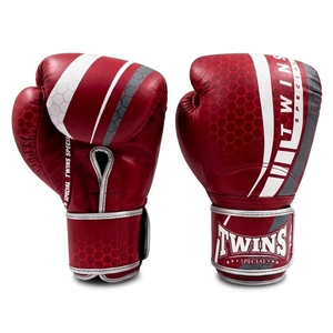 ถุงมือชกมวยไทย VERNEXA SPORTS แบบสั่งทำพิเศษ หนังวัวแท้ สำหรับฝึกซ้อม MMA และการต่อสู้ พร้อมสายรัดแบบ Hook & Loop รับทำโลโก้ OEM - Product Image 5