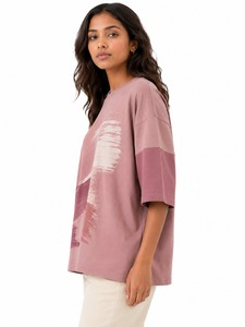 เสื้อยืดโอเวอร์ไซส์ผู้หญิง ดีไซน์ใหม่ล่าสุด สีสันปรับแต่งได้ ใส่สบาย ระบายอากาศดี ผลิตจากผ้าฝ้าย 100% เป็นมิตรต่อสิ่งแวดล้อม เหมาะสำหรับฤดูร้อน แขนสั้น - Product Image 4