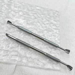 Pousse-cuticules personnalisé très demandé, en acier inoxydable, pour le retrait du vernis à ongles, outils de nettoyage des ongles, pousse-cuticules à pointe acérée - Product Image 5
