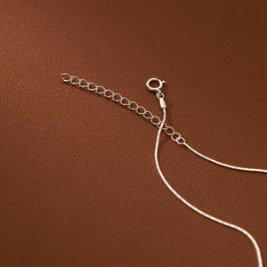 Collier minimaliste en perles d'eau douce de style coréen, forme baroque rétro, accessoire de clavicule haut de gamme - Product Image 3