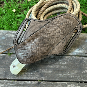 Cuchillo de caza estilo vaquero occidental hecho a mano OEM, hoja de acero raspado, mango de hueso de camello, grado industrial, 3 años de garantía AR - Product Image 3