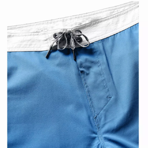 Shorts de course pour hommes en polyester/spandex, vente en gros, vêtements de sport d'été, logo personnalisé imprimé, brodé, séchage rapide, respirant - Product Image 3