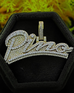 Colgante de Nombre Personalizado con Iniciales en Dos Tonos, de Plata de Ley Chapada en Oro, Joyería Hip Hop para Hombre, Totalmente Cubierto de Moissanita - Product Image 4