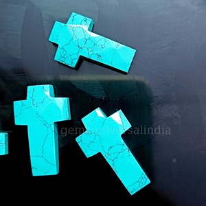 Cruz Sagrada de Turquesa Azul AAA de 25mm, Piedra Preciosa Tallada a Mano, Piedra Suelta para Joyería, Precio al por Mayor, Suministros a Granel - Product Image 6