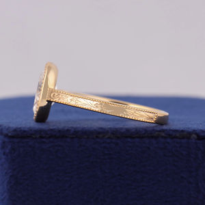 Anillo de Compromiso con Diamante Cultivado en Laboratorio de Corte Ovalado, Oro Amarillo de 14K, Color E/F, Claridad VS-VVS, Estilo de Lujo, Certificado IGI, para Mujer - Product Image 4