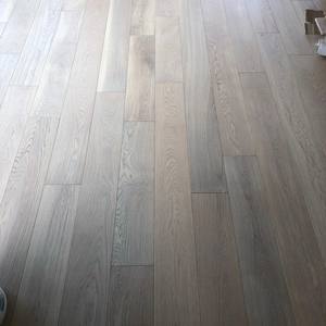 Planche de parquet en chêne blanc multicouche 2 couches 3,54" x 3/4" 19/4mm x 24-75" T&G Brun taupe rustique - Product Image 5