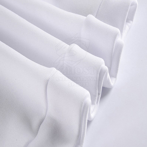 เสื้อฮู้ดผู้ชาย สีขาวดำ แขนเสื้อตัดสี ทรงปกติ สไตล์ลำลอง สตรีทแฟชั่น ทรงบ็อกซี่ พิมพ์ลายโลโก้ด้านหน้า ผ้าฝ้าย 100% - Product Image 5