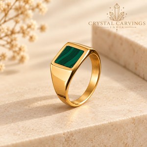 Bague signet en malachite naturelle, pierre précieuse carrée verte, bague unisexe, bague statement, bijoux en argent sterling plaqué or sur mesure - Product Image 2