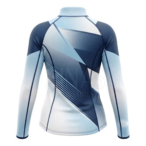 Vêtement de base pour femme de haute qualité, extensible et léger, avec un tissu doux au toucher, idéal pour l'entraînement en salle de sport et les activités sportives. - Product Image 2