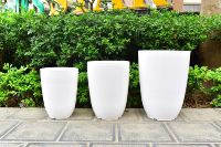 Pot Bunga Putih untuk Taman dan Patio, Ringan, Tahan Lama, Modern Klasik, Lapisan Semen, Grosir