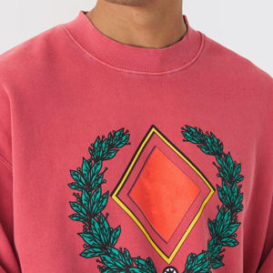 เสื้อสเวตเชิ้ตคอกลมผู้ชาย สีแดง ผ้าฝ้ายถัก สวมใส่สบาย พิมพ์ลายพวงดอกไม้เพชรด้านหน้า ทรงปกติ ใส่ได้ในฤดูใบไม้ร่วง - Product Image 6