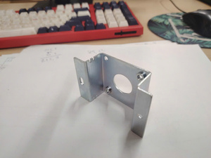 OEM Carbon Steel Heavy Duty Support Bracket Mounting Structural Hardware Stamping Punching Bending Customizable - Product Image 4