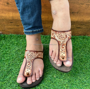 Real Handmade Genuine <b>Women</b> Western Stylish Tooled <b>Leather</b> Casual Outdoor Flipflop Flat Flower Footwear Open Brown Toe Sandals - Product Image 2