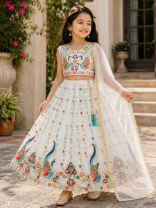 Ensemble Lehenga Choli en coton blanc longueur ras du sol à séchage rapide pour filles, avec jupe en résille, chemisier et dupatta, motif floral paon, tenue de mariage et de fête - Product Image 1