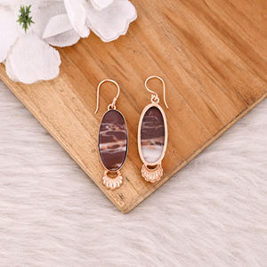 Pendientes Colgantes de Latón Chapado en Oro Rosa Estilo Clásico Hechos a Mano con Gema de Ágata Sanguina, Pendientes Ovalados, Fabricante Mayorista - Product Image 4