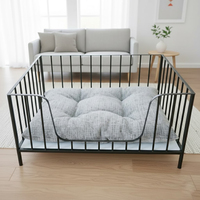 Lit pour chien en acier peint en poudre moderne avec cadre en cage et coussin amovible |   Lit surélevé pour chien et chat, motif uni, utilisation toutes saisons, carton