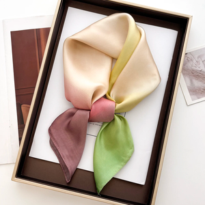 Foulard carré en satin de luxe pour filles, imprimé 2026, 100 % polyester, respirant, coupe-vent, accessoire de mode, nœuds, motifs animaux, uni, quatre couleurs - Product Image 1