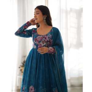 JUEGO DE TRAJE ANARKALI DE ORGANZA SUAVE PURO CON TOTALMENTE COSTADO DKB -261 RAMA - Product Image 4