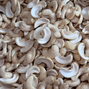 Precio de Fábrica Nueces de Anacardo Kaju SANTIGO, Granos de Anacardo Partidos, Bajo MOQ, Origen Vietnam - Product Image 1