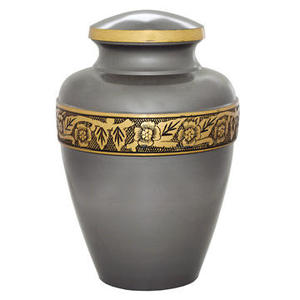 Urna Funeraria de Latón con Acabado Antiguo Grabado, Urna para Cenizas de Alta Calidad, Urna para Guardar Cenizas Humanas, Urna para Adultos - Product Image 3