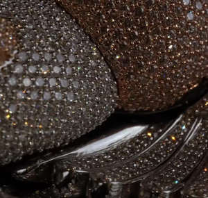 Pendentif hibou ailé en moissanite VVS1 fait main pour homme, sans chaîne, en argent sterling 925 avec diamants entièrement sertis - Product Image 6