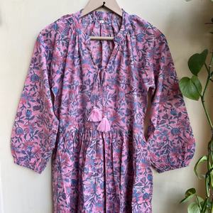 ชุดเดรสยาวผ้าฝ้ายอินเดียลำลองสำหรับผู้หญิงเดรสแม็กซี่ปักลายดอกไม้แขนยาว - Product Image 1