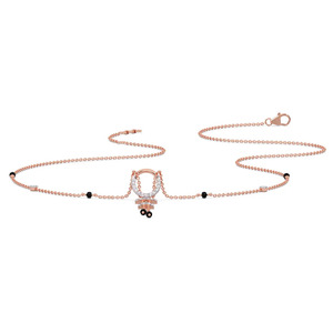 Bracelet chaîne Mangalsutra avec pendentif fer à cheval et breloque diamantée - Product Image 2