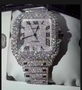 นาฬิกาหรูประดับเพชรโมอิสซาไนต์ |   ผิวสัมผัสสีเงิน |   กลไกควอตซ์ |   นาฬิกาข้อมือผู้ชายระดับพรีเมียม - Product Image 3