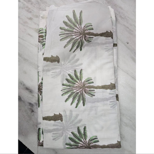 Hermosa tela 100% algodón con estampado floral digital a mano, al mejor precio al por mayor, de uso múltiple. - Product Image 1