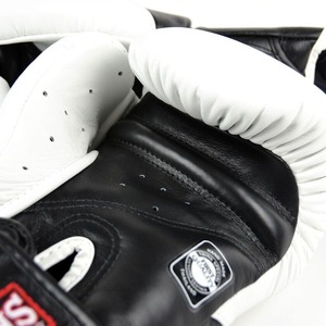 Nouveaux gants de boxe Muay Thai Sanda MMA en cuir véritable de qualité OEM, faits à la main, avec sangle de poignet réglable pour la fermeture, unisexe - Product Image 5